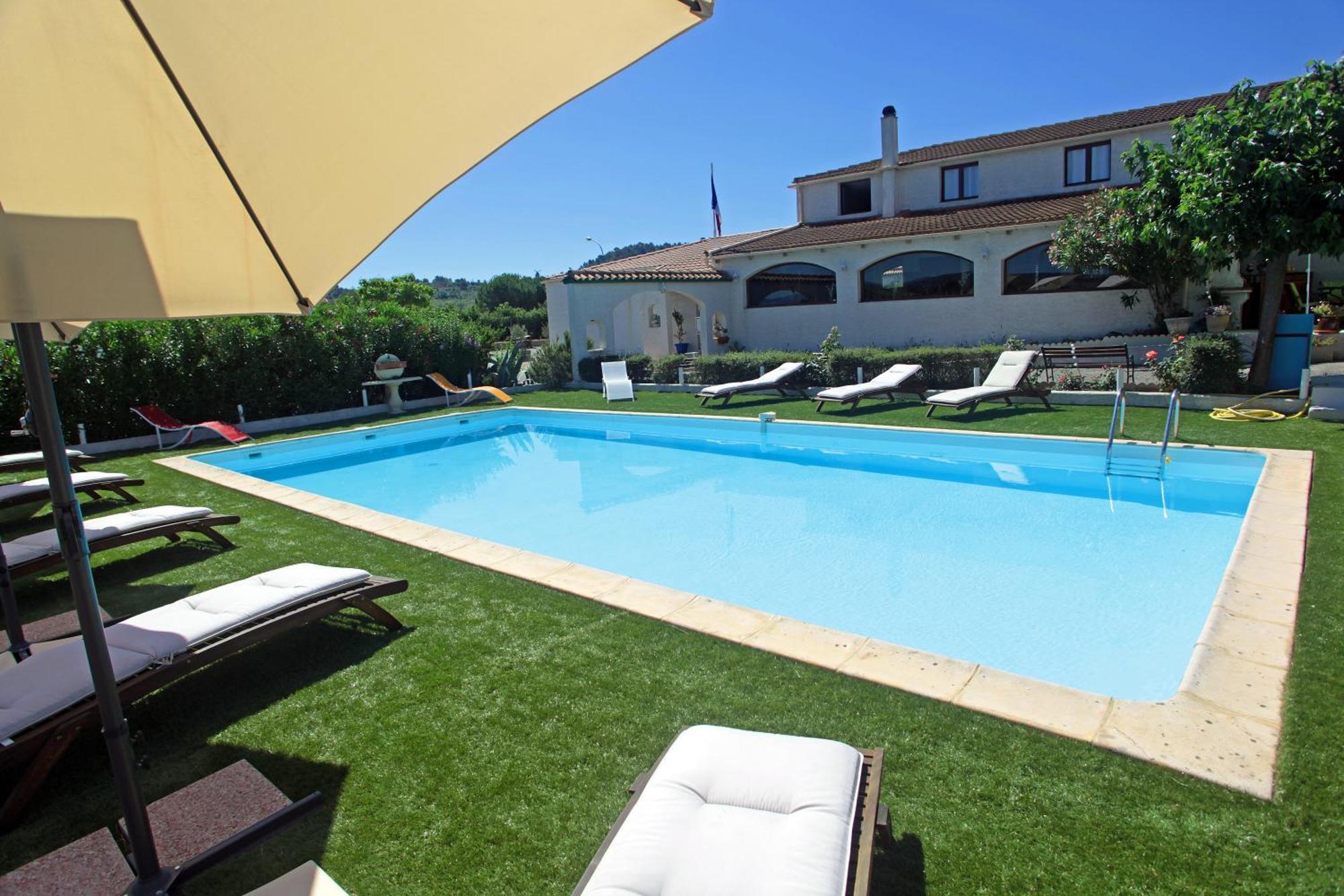 Logis Hotel Le Pressoir Saint-Chinian Kültér fotó